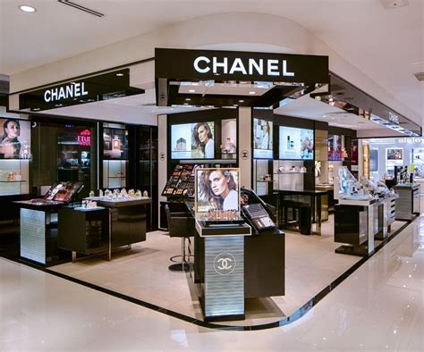 chanel makeup review singapore|does chanel make good makeup.